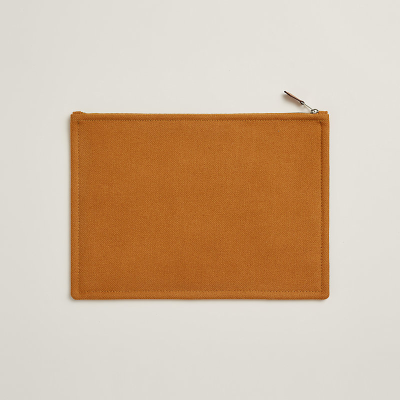 HERMES ポーチ Flat H Natte case, large model 直営ラッピング Flat H Natte case, large model | Hermès Canada